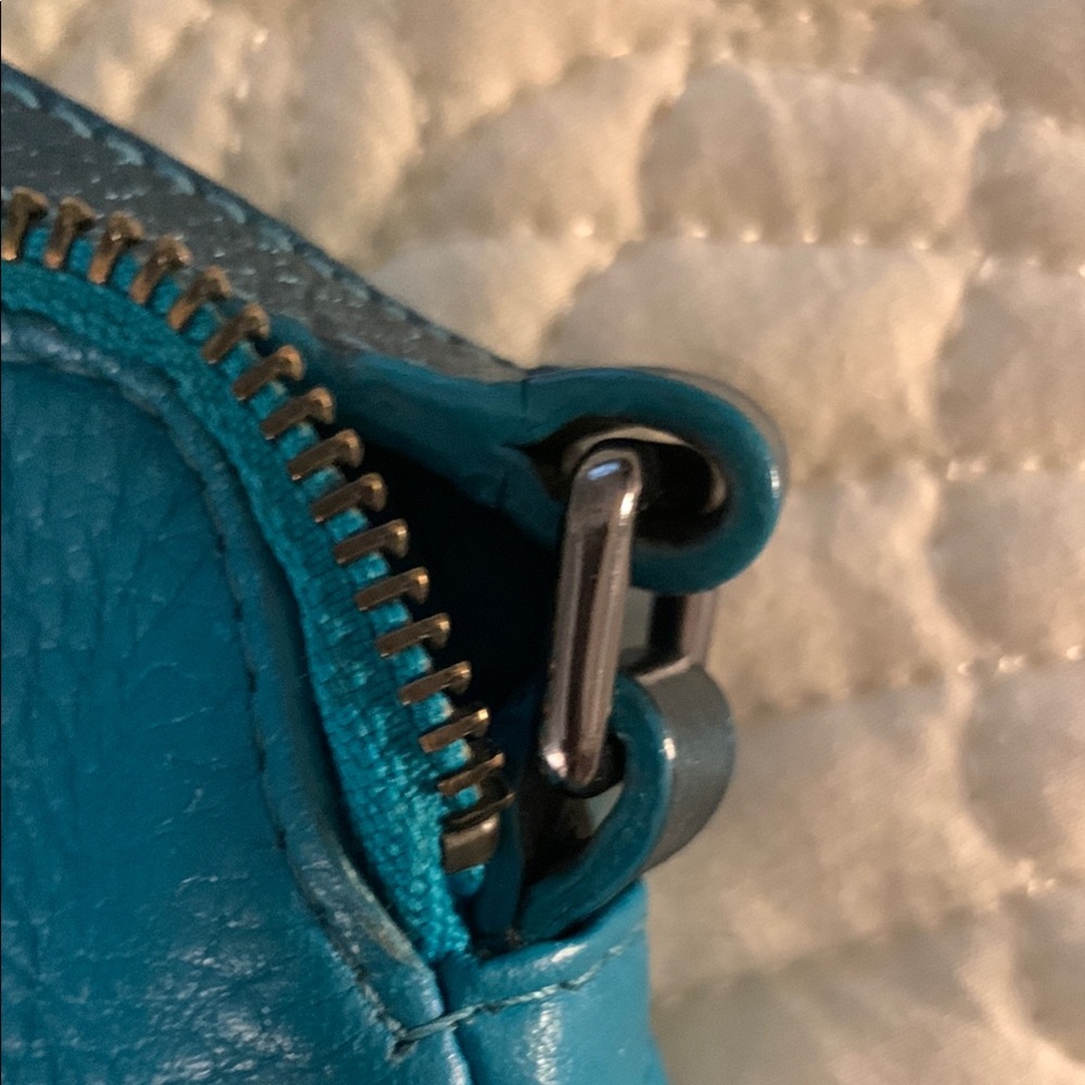 Marc By Marc Jacobs Blue green Sleek Crossbody Bag - Picture 6 of 9